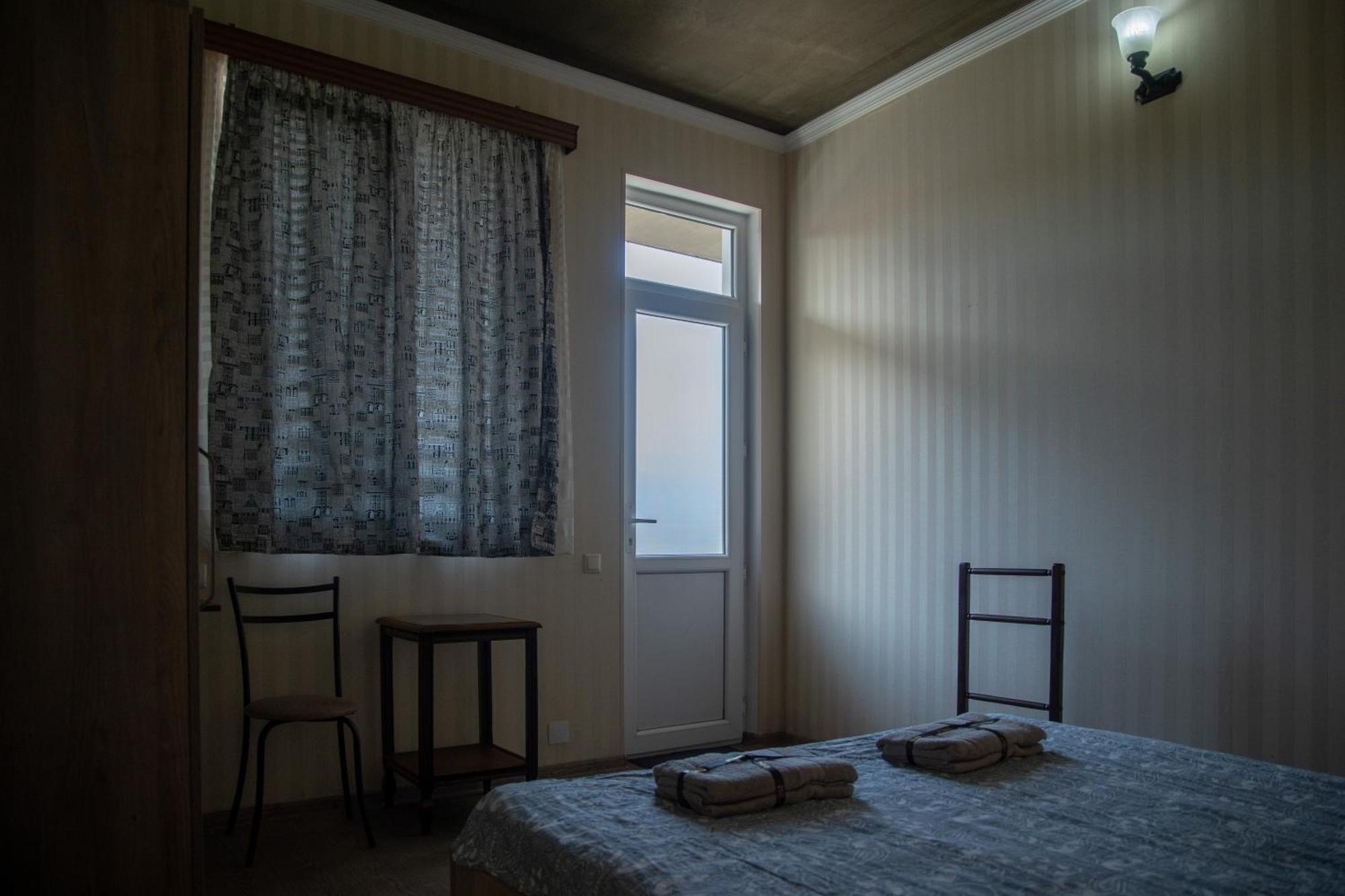 Pavillion Guest House Batumi Esterno foto